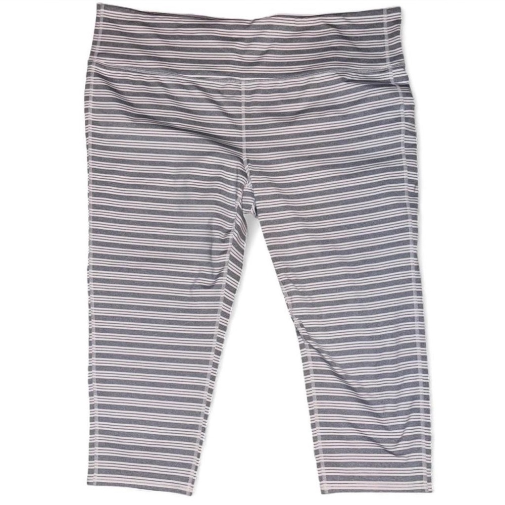 Athleta Striped Capri Leggings 2X Gray White High Rise Athleisure Workout